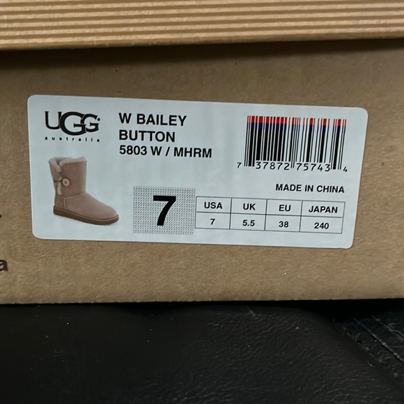 UGG | Shoes | Ugg W Bailey Button 583 W 
